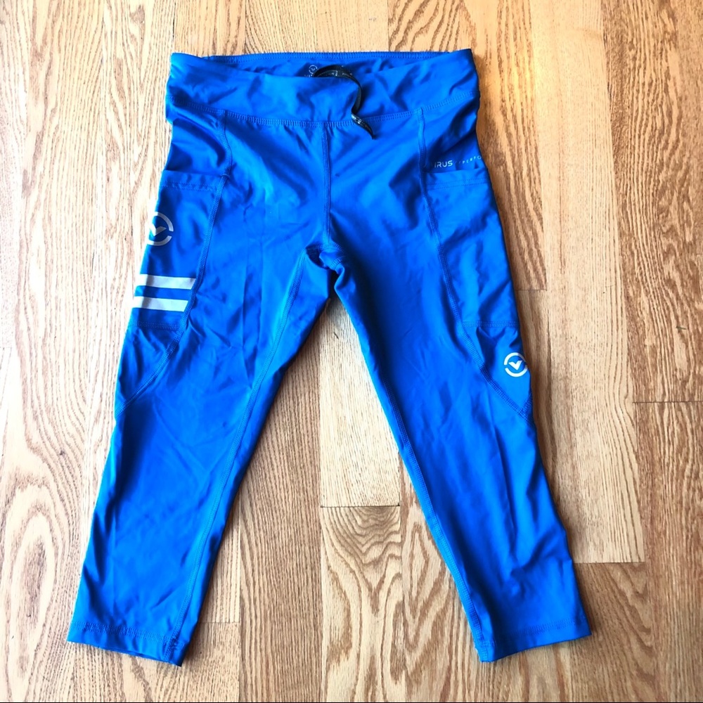Virus Crop Leggings - Small